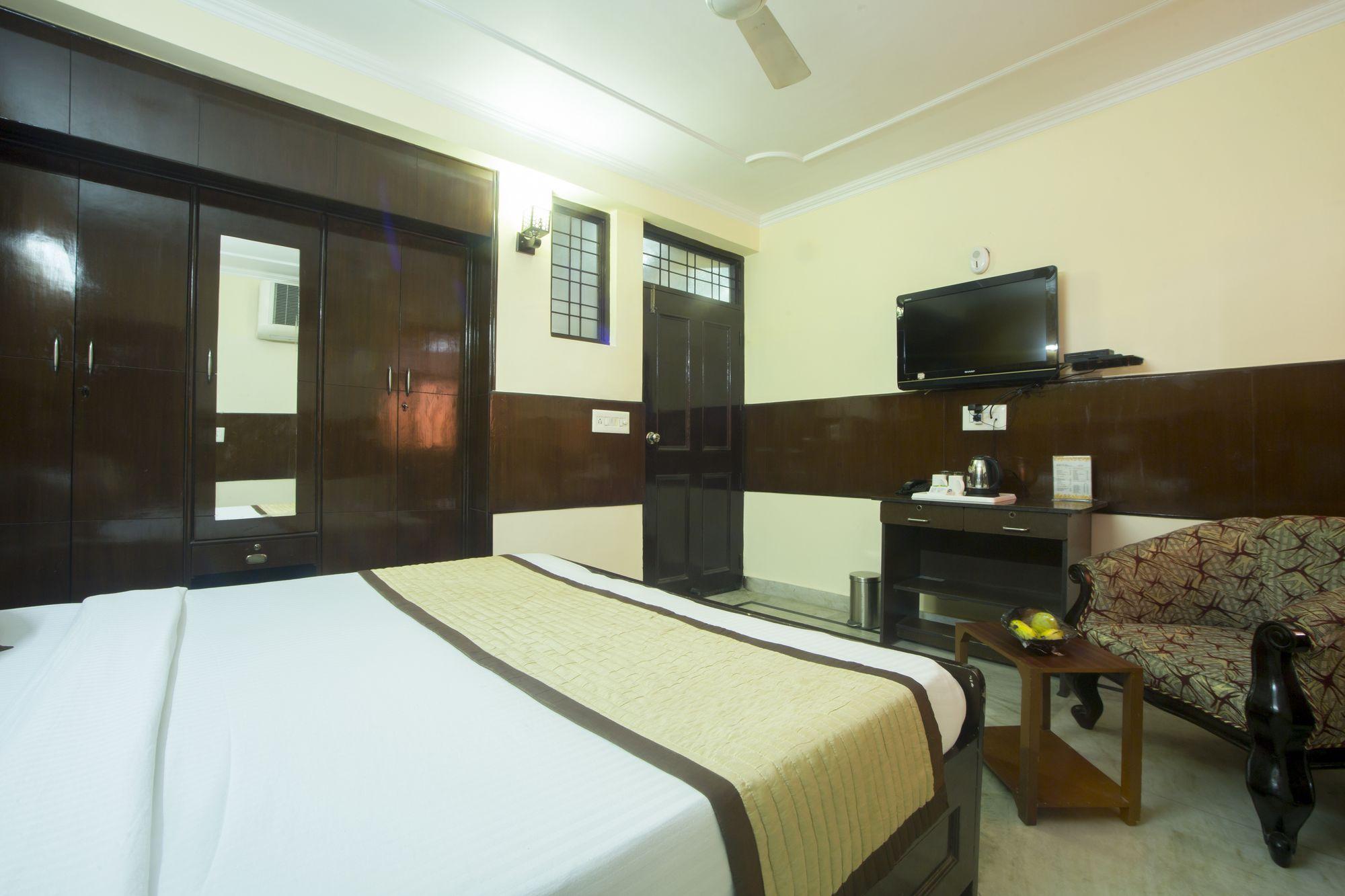 Hotel Olive & Blue - Govt Approved Hotel Near Delhi Airport New Delhi Bagian luar foto